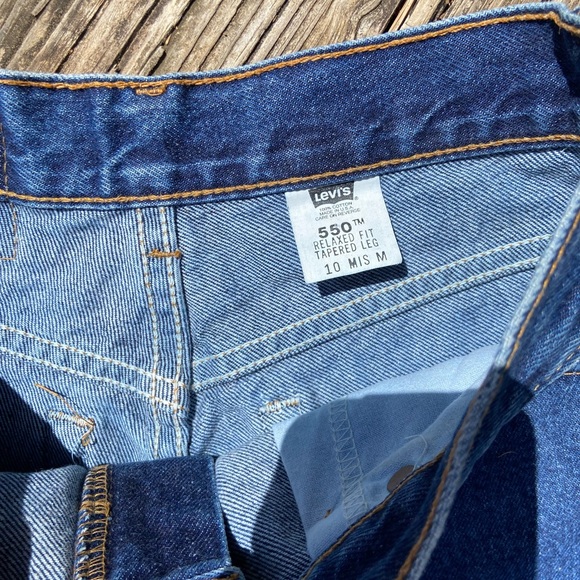 Vintage Levi’s Cut Off Denim Shorts Size 28 - Picture 8 of 12